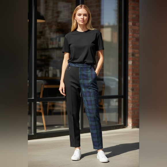 Hot Topic Pants - Hot Topic Green Tartan Plaid Split w/ Black Pants Ladies large RARE Goth PUNK